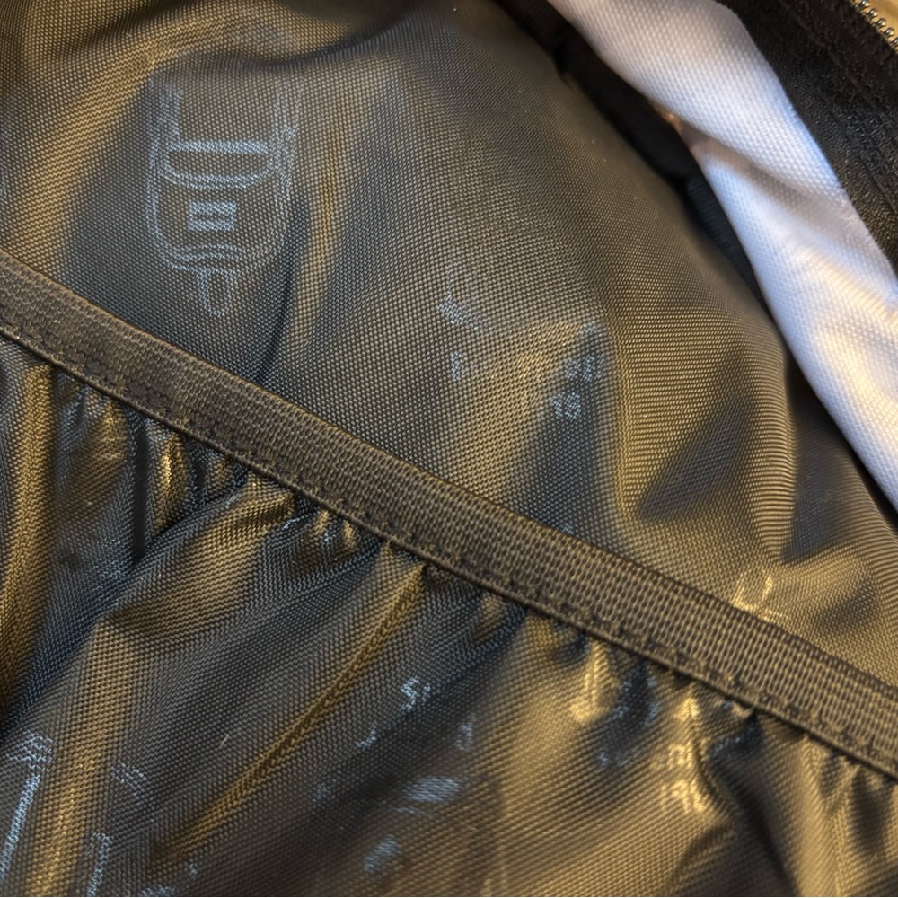 Jansport 17.5 Backpack “Daisy Mae” - Picture 11 of 13
